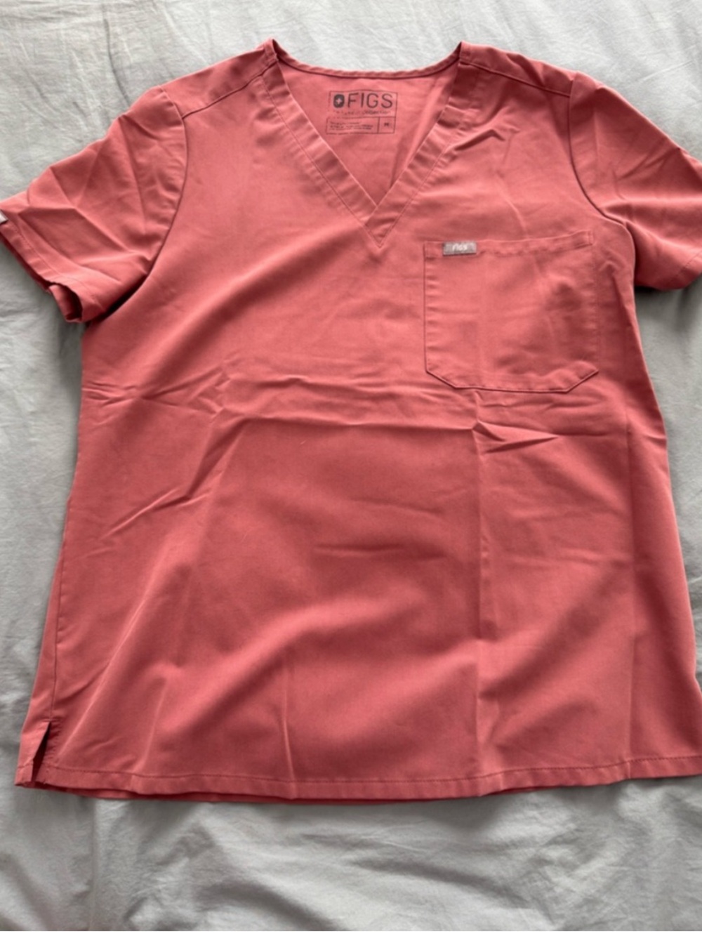 FIGS Mauve Scrub Top -M
